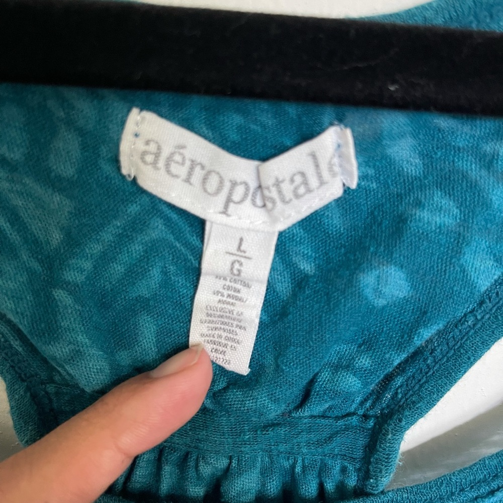 👛3/$20 Aeropostale Racerback Tank - Picture 3 of 3